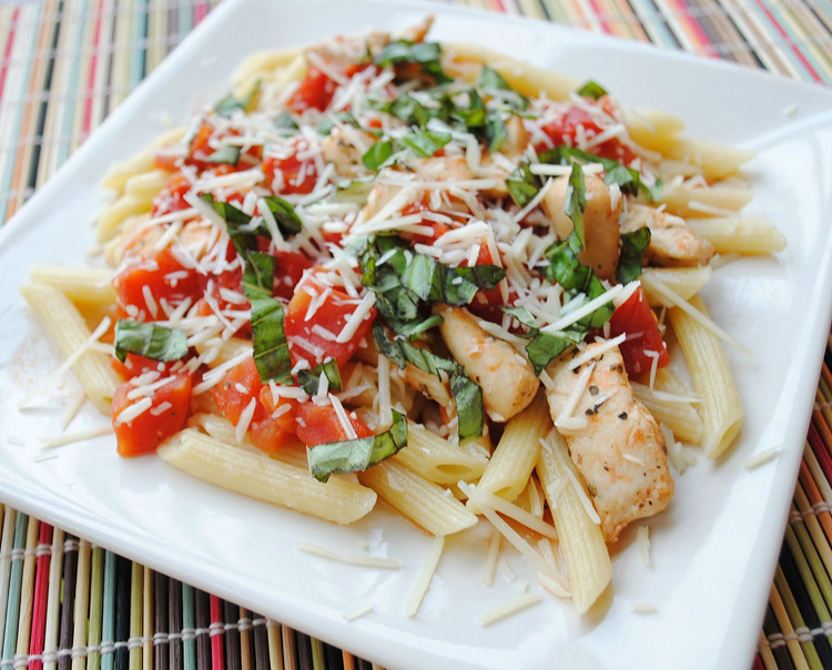 Penne & Chicken Tenderloins with Spiced Tomato Sauce - Eat Yourself Skinny