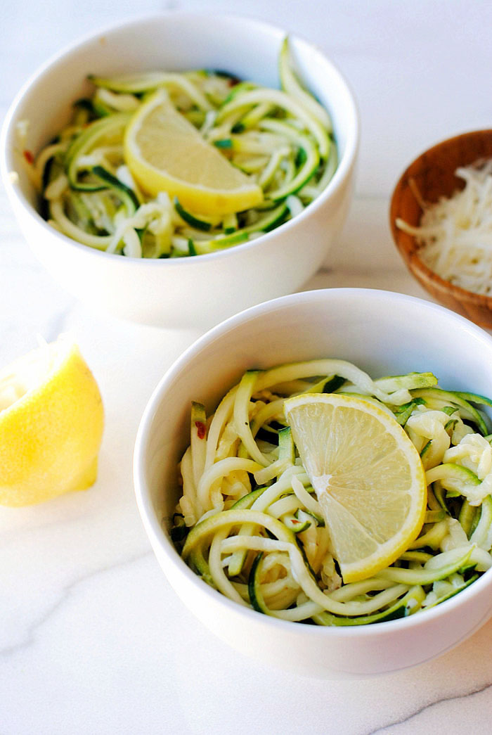 Lemon-Garlic Zucchini Noodles | Eat Yourself Skinny